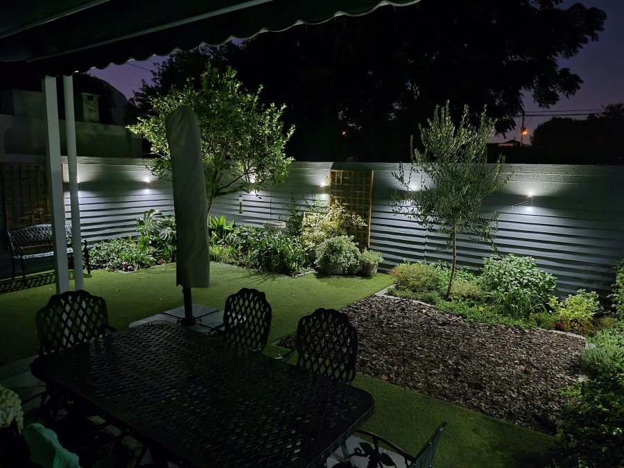 2 Bedroom Property for Sale in Claremont Western Cape